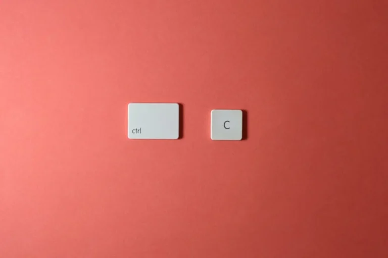 Copy paste 100 times: What It Is, How It Works, and Safer Alternatives