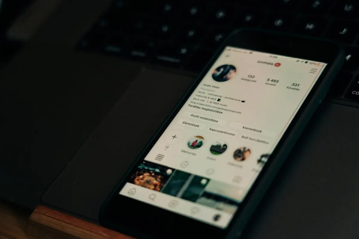 Instagram bio marathi stylish font: What It Is, How It Works, and Safer Alternatives