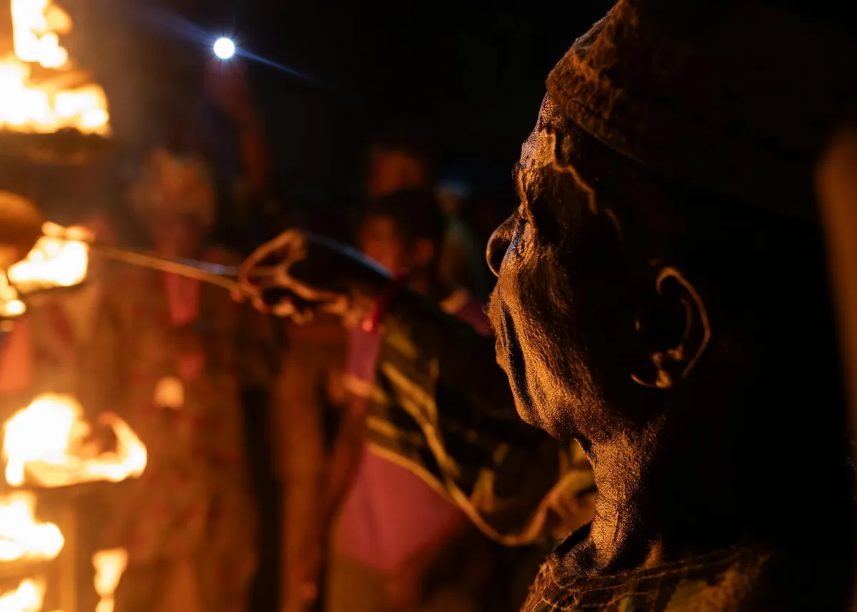 An African storyteller in cultural setting
